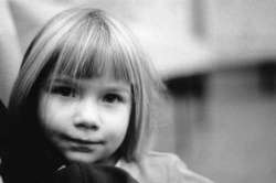 carla_face_tri_X_500.jpg